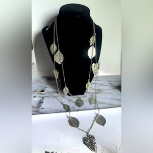 Silver Leaf Pendant Necklace